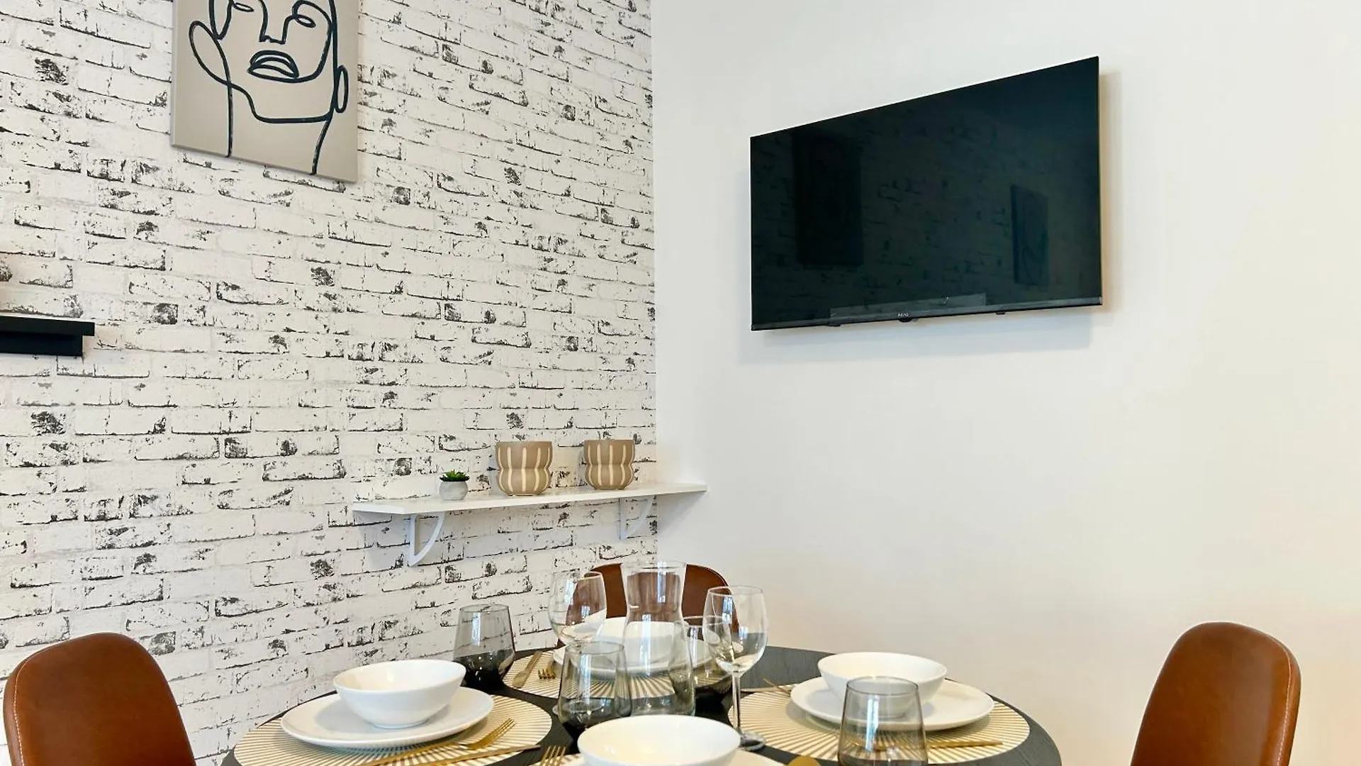 Brand New Central & Modern Apartment Vienna